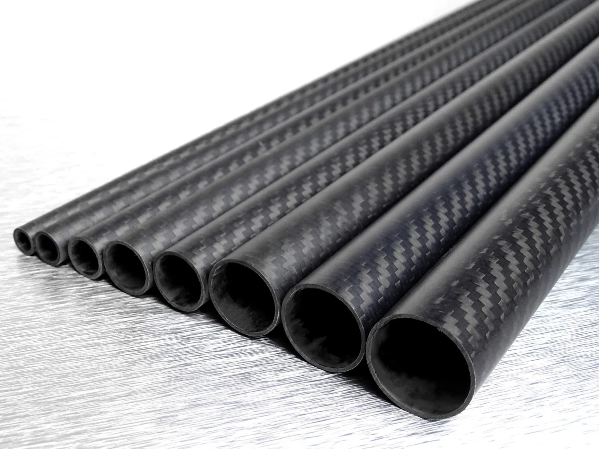 Tube en carbone Ø 22 mm / carbone visible CFK sergé 3K, longueur au choix (330 mm)