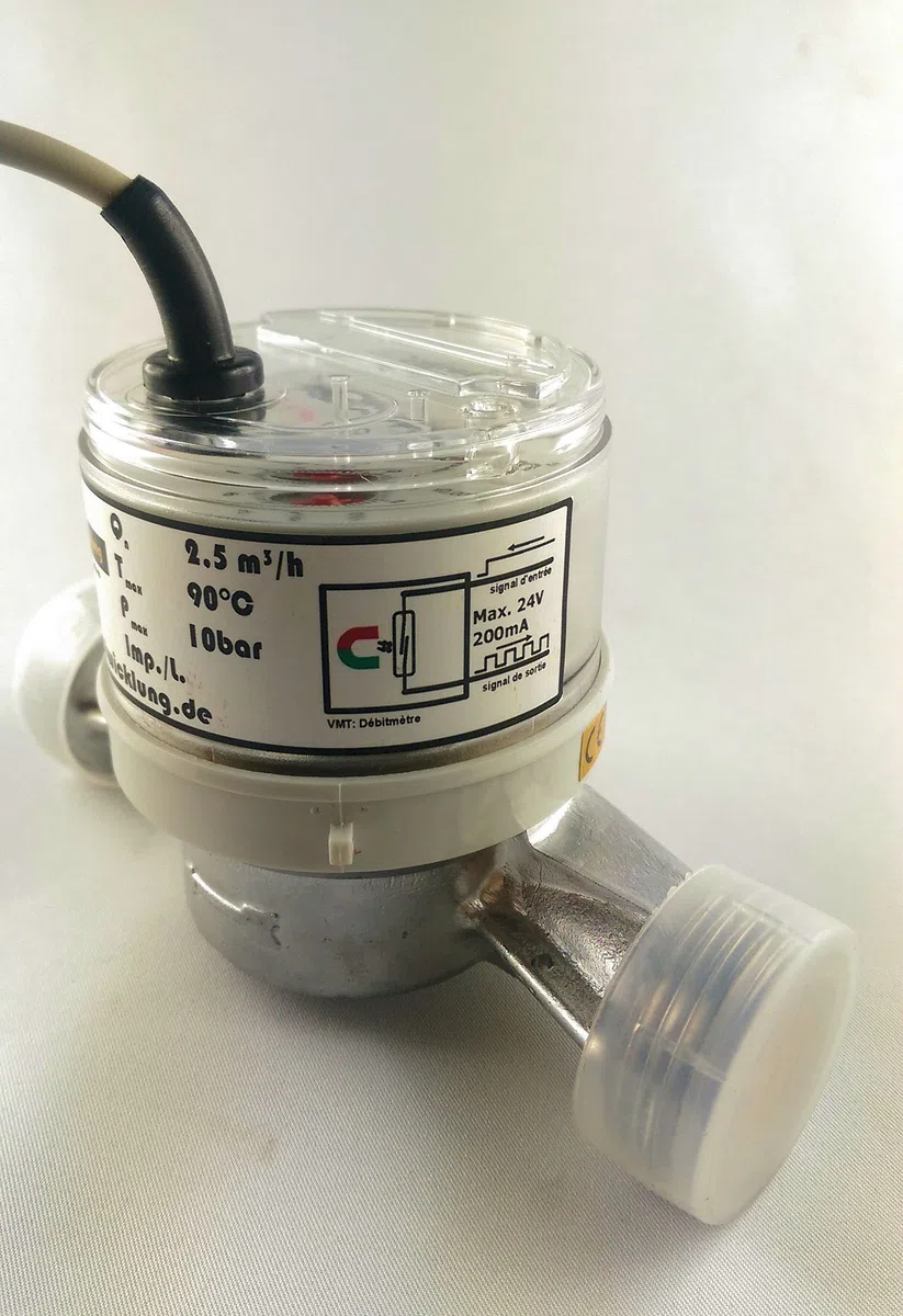 Débitmètre avec sortie d'impulsion Compteur d'eau Générateur de débit d'eau 1 Imp./L Qn 2,5m³/h