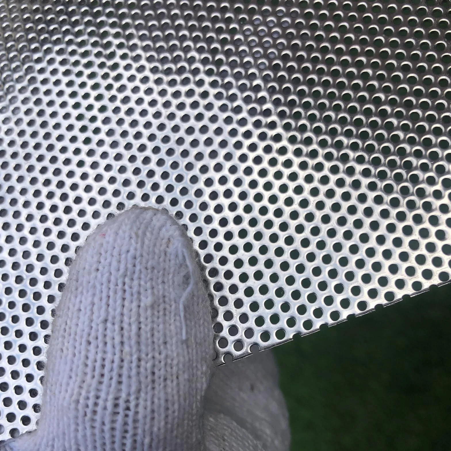 Tôle perforée 762mmX381mm-Tôle perforée en acier inoxydable 304-Trou de 1.5 mm, épaisseur 1.1 mm-Tôles perforées en métal | Grille inox | Grillage gouttiere|Plaque en acier perforé